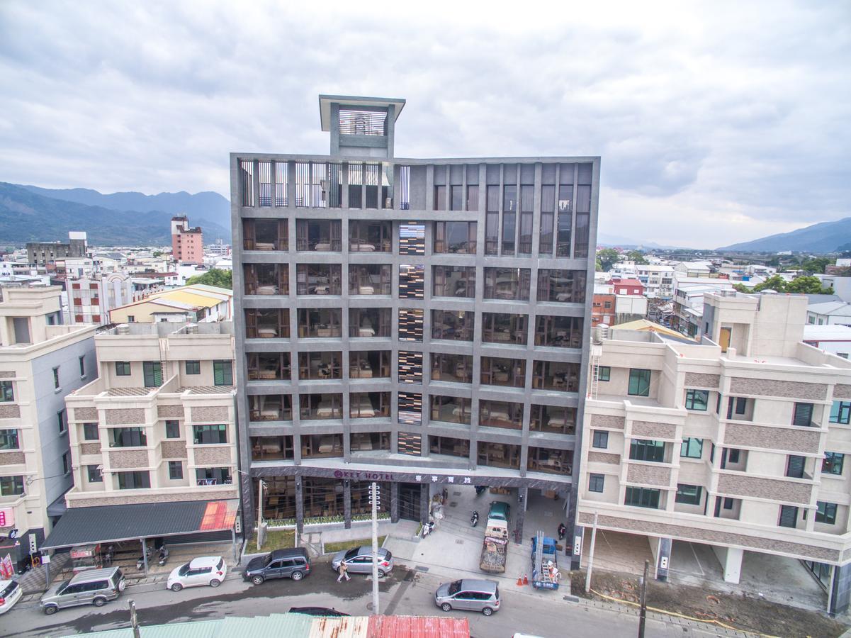 Ket Hotel Yuli Esterno foto
