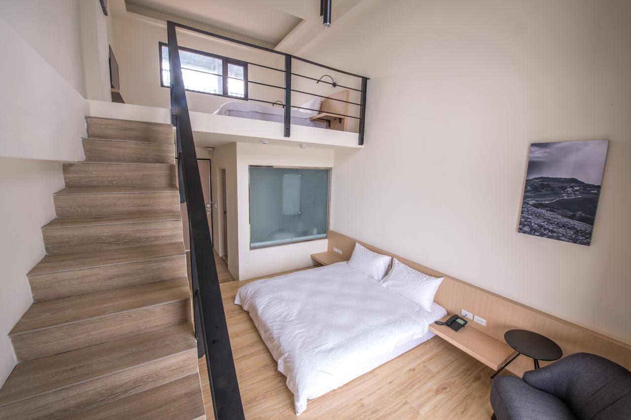 Ket Hotel Yuli Esterno foto