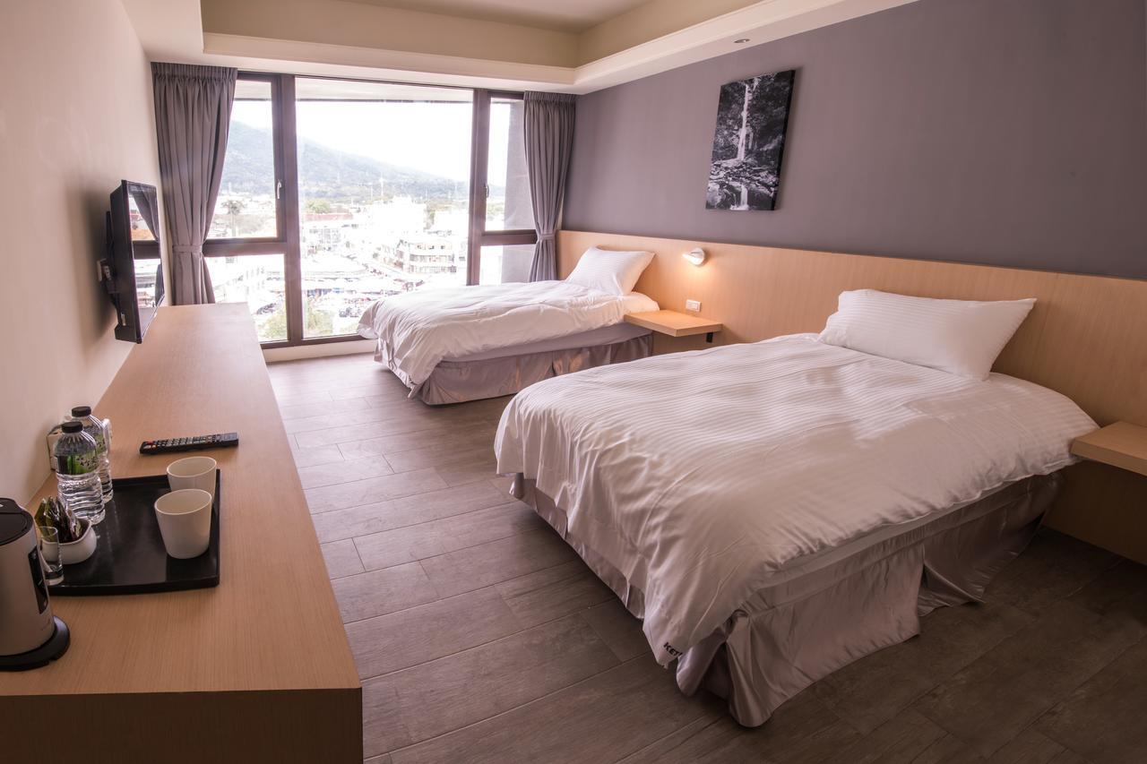 Ket Hotel Yuli Esterno foto